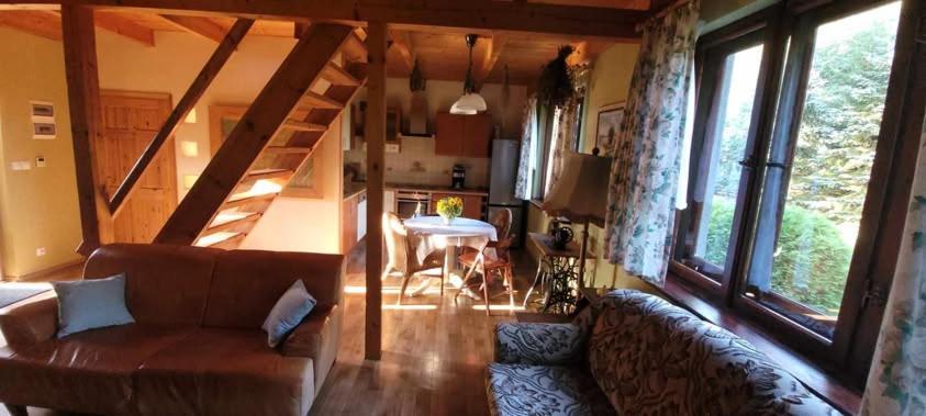 Villa Dzikie Wino Budry Esterno foto